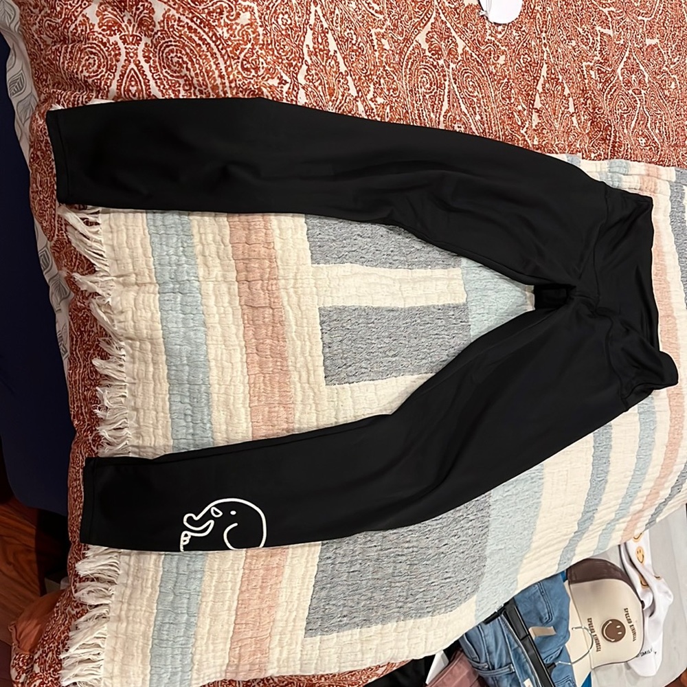 Size small ivory ella leggings